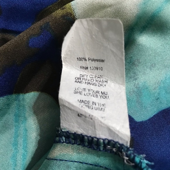 Show me your mumu floral long sleeve flowy… - Picture 7 of 7